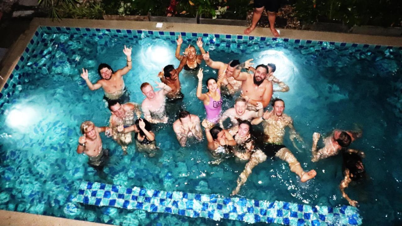 Хостел Slumber Party Bangkok Khaosan Экстерьер фото